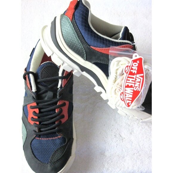 Vans Men\'s AMZN Trailhead shoes Geo 2 Dress Blues Marshmallow Size 9 NIB
